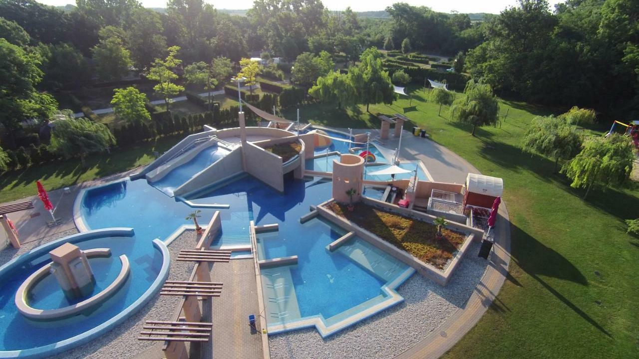 Limonade Apartman Ac Agard Elmenyfuerdo Mellett Гардонь Екстер'єр фото